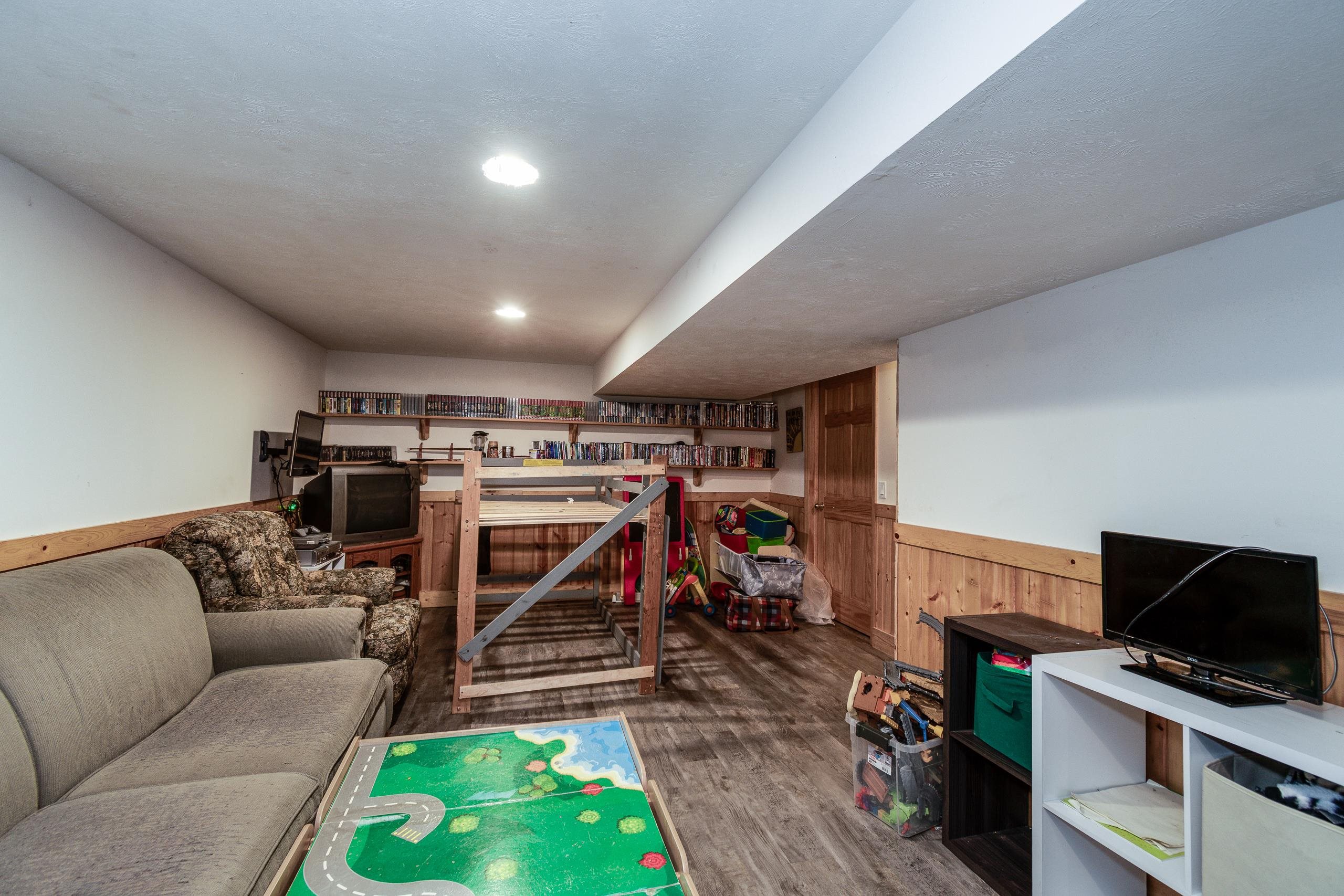 3321 Berkshire Road Janesville, WI 53546 - Photo 22 of 31