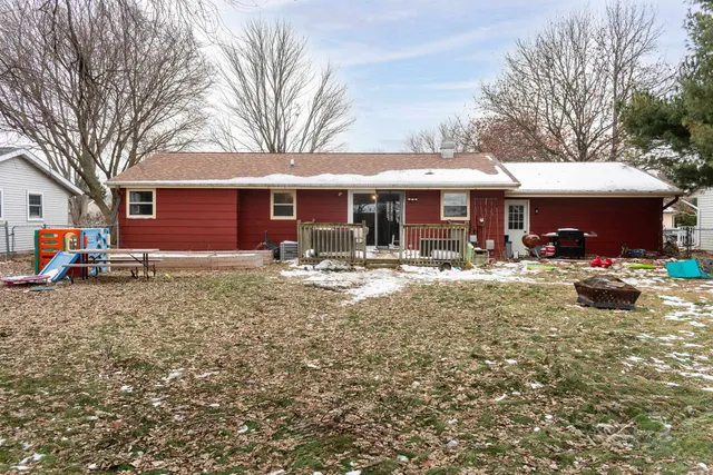$299,900 | 3321 Berkshire Road, Janesville, WI 53546