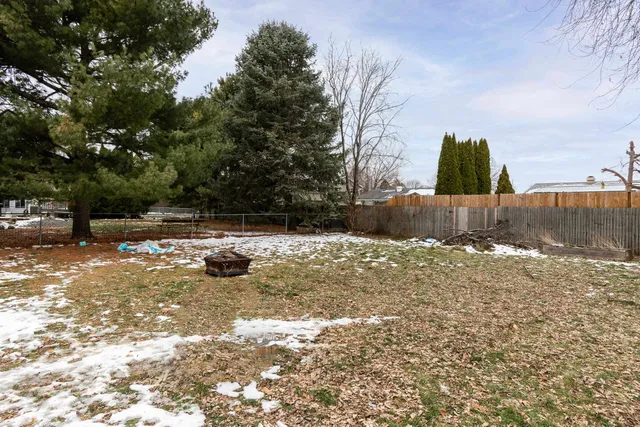 $299,900 | 3321 Berkshire Road, Janesville, WI 53546