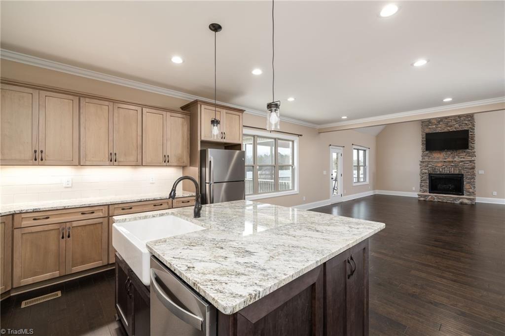 5519 Palermo Trail Oak Ridge, NC 27310 - Photo 13 of 50