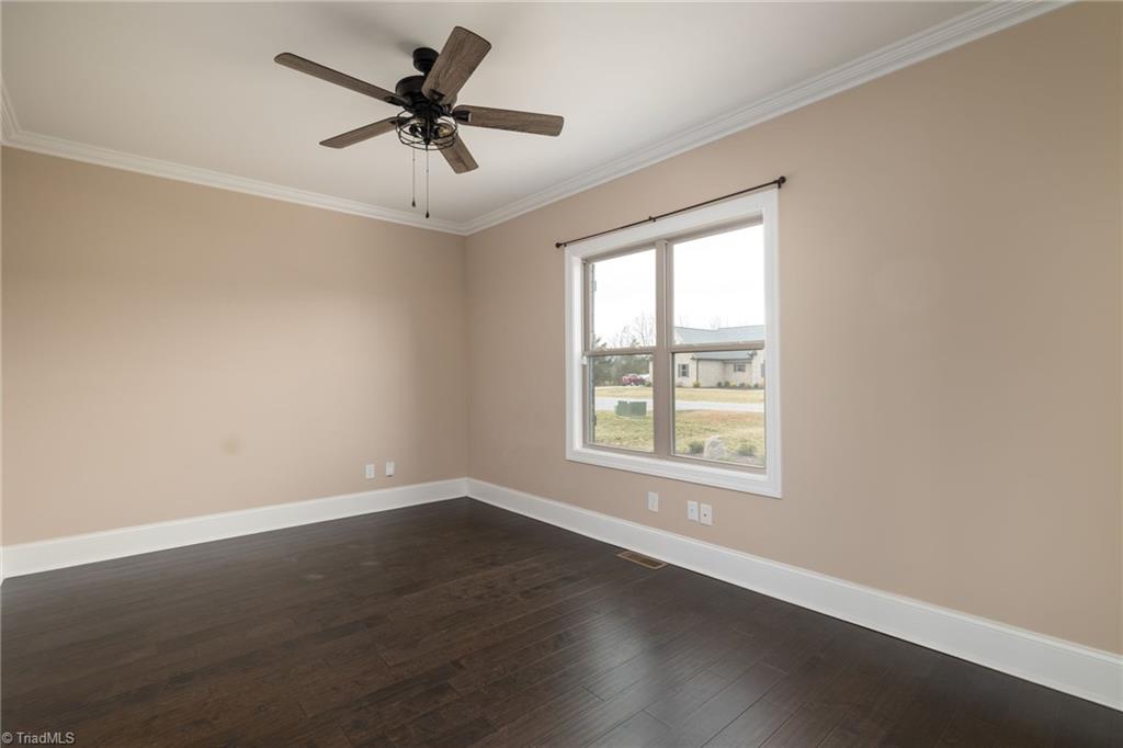 5519 Palermo Trail Oak Ridge, NC 27310 - Photo 17 of 50
