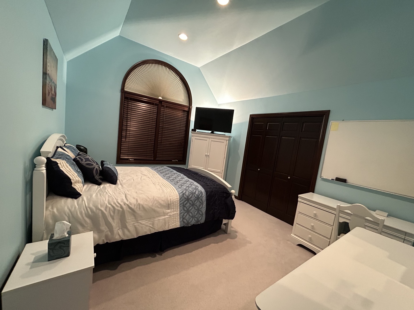 940 High Ridge Drive West Chicago, IL 60185 - Photo 20 of 25 Gallery Image 20