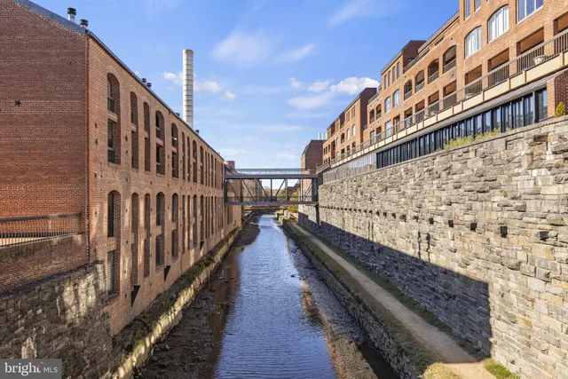 $4,500 | 3220 Grace Street Northwest, Unit 2, Washington, DC 20007