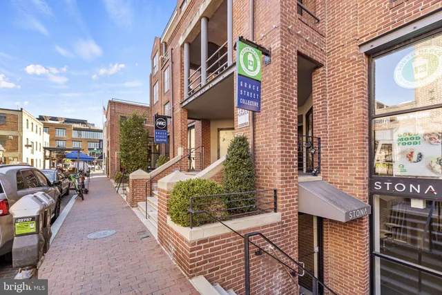 $4,500 | 3220 Grace Street Northwest, Unit 2, Washington, DC 20007