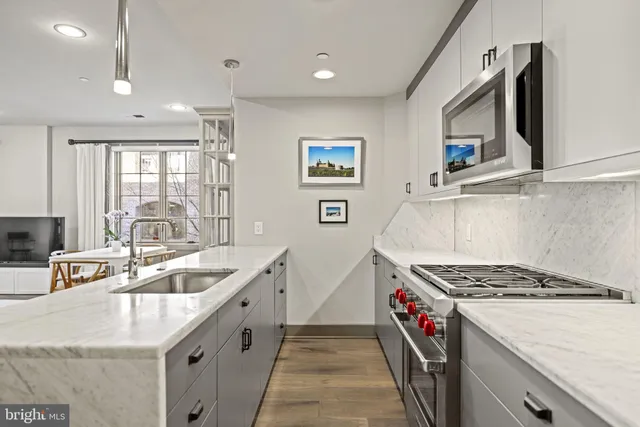 $4,500 | 3220 Grace Street Northwest, Unit 2, Washington, DC 20007