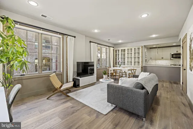 $4,500 | 3220 Grace Street Northwest, Unit 2, Washington, DC 20007