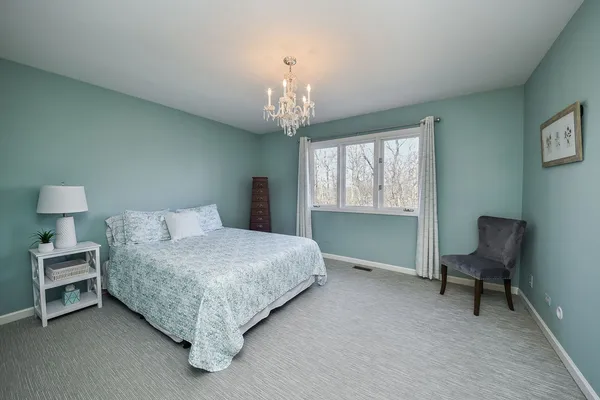 $815,000 | 1907 Shoreline Drive, St. Charles, IL 60174