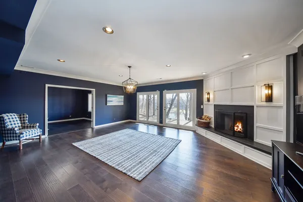 $815,000 | 1907 Shoreline Drive, St. Charles, IL 60174