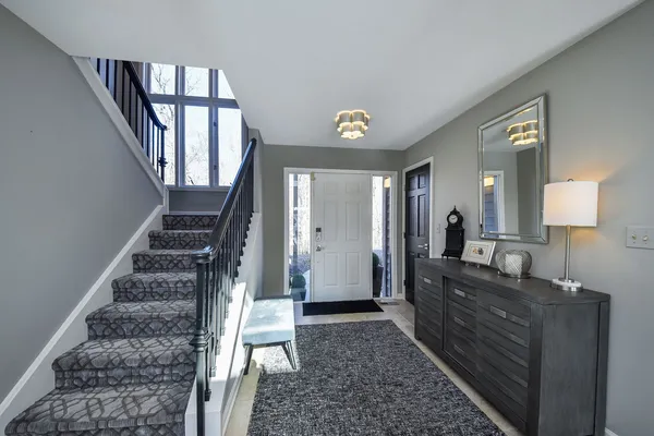 $815,000 | 1907 Shoreline Drive, St. Charles, IL 60174