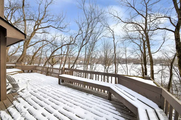 $815,000 | 1907 Shoreline Drive, St. Charles, IL 60174