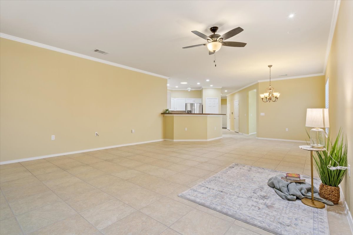 113 Sunny Side Bend Georgetown, TX 78633 - Photo 12 of 33 Open floor place is ideal for entertaining!