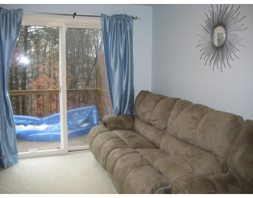 10 Shawnee Road Worcester, MA 01606 - Photo 8 of 14 Gallery Image 8