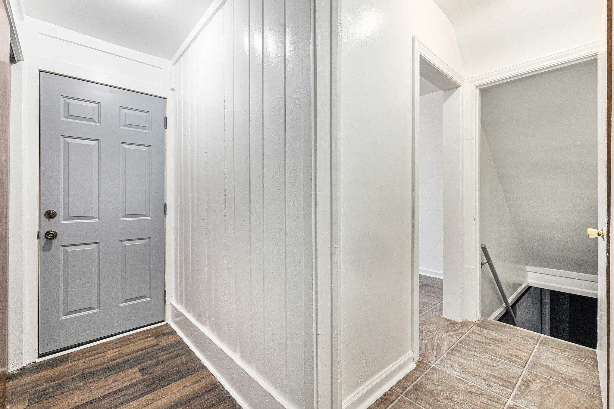 4647 Harrison Street Gary, IN 46408 - Photo 10 of 23 2038x1359