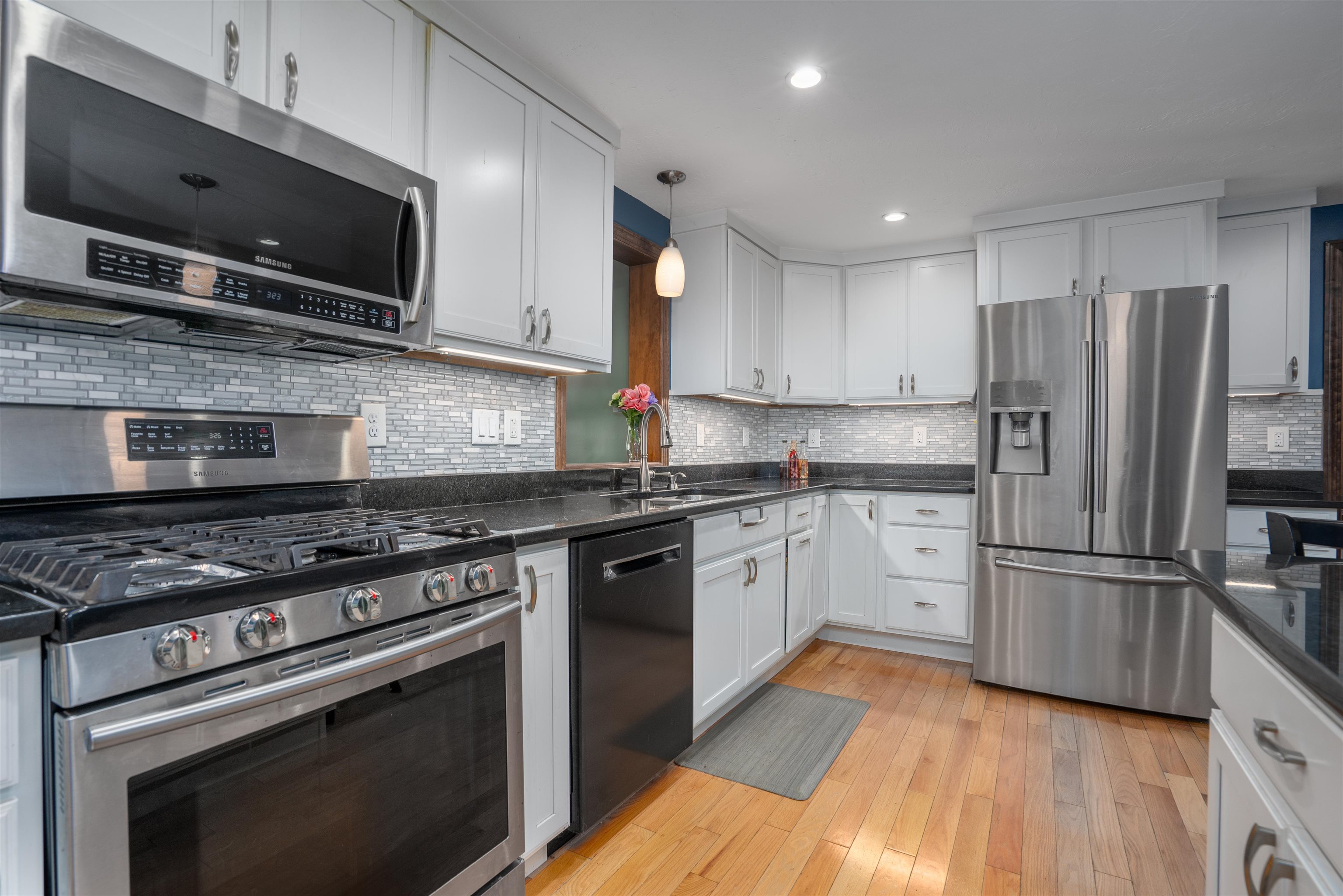 25 Oak Hill Drive Loudon, NH 03307 - Photo 6 of 59