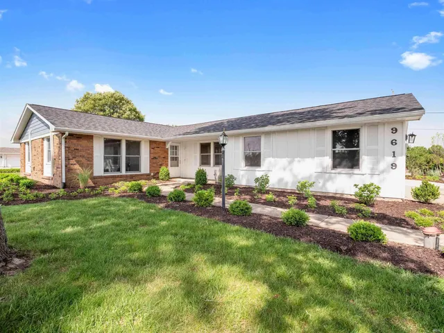 $259,900 | 9619 Maysville Road, Fort Wayne, IN 46815