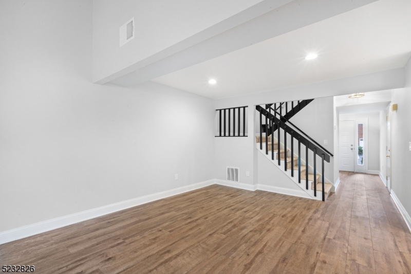 318 Main Street Madison, NJ 07940 - Photo 7 of 21