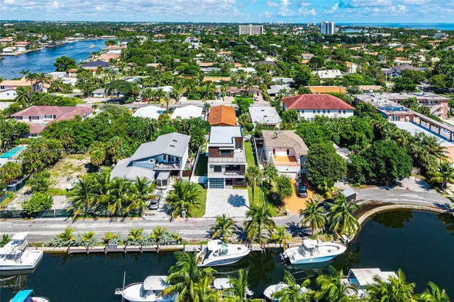 $3,690,000 | 3225 Canal Drive, Pompano Beach, FL 33062