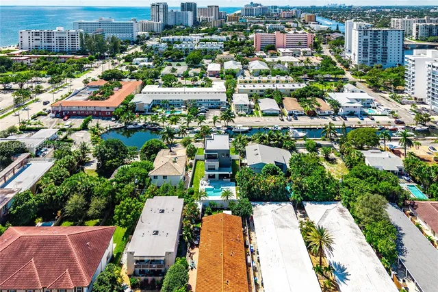 $3,690,000 | 3225 Canal Drive, Pompano Beach, FL 33062