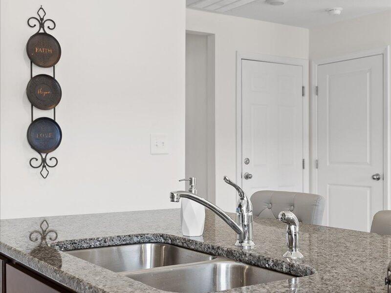 151 Lindsell Road Athens, TN 37303 - Photo 12 of 49 Kitchen granite dtl