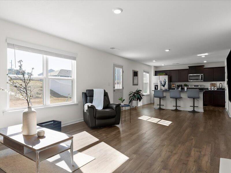 151 Lindsell Road Athens, TN 37303 - Photo 17 of 49 Living R:Kitchen