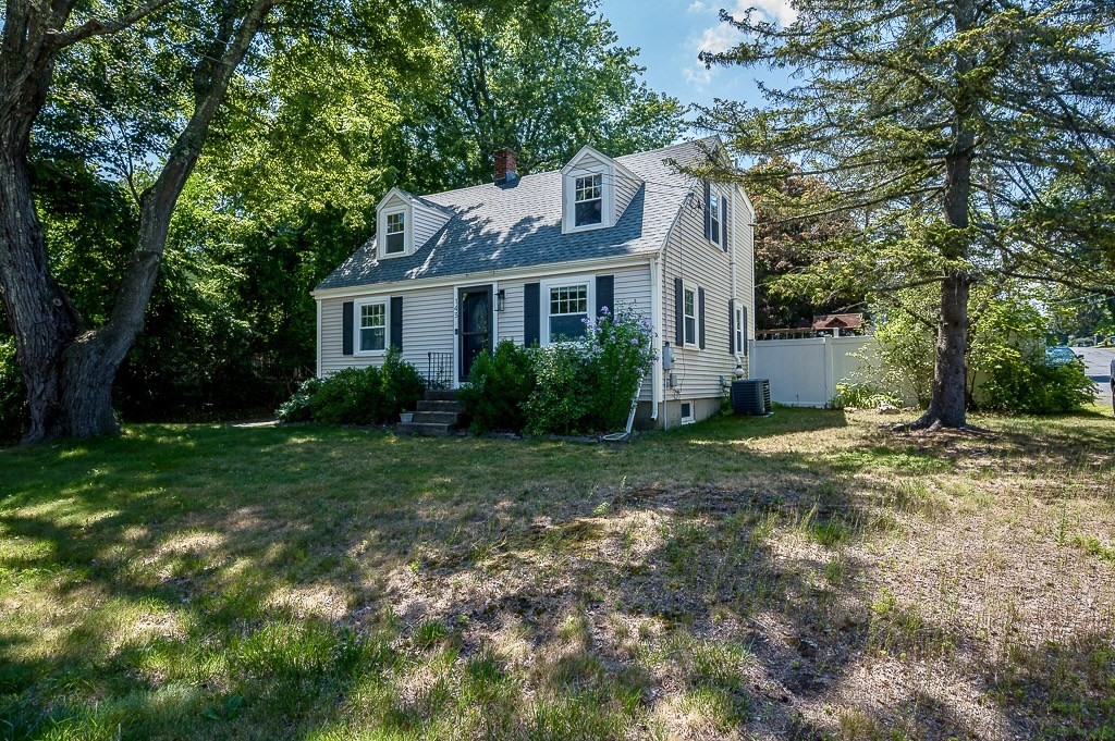 143 Prospect Street Ashland, MA 01721 - Photo 2 of 33 Gallery Image 2