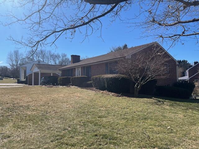5107 Springer Road Northeast Roanoke, VA 24012 - Photo 3 of 30 IMG_8737