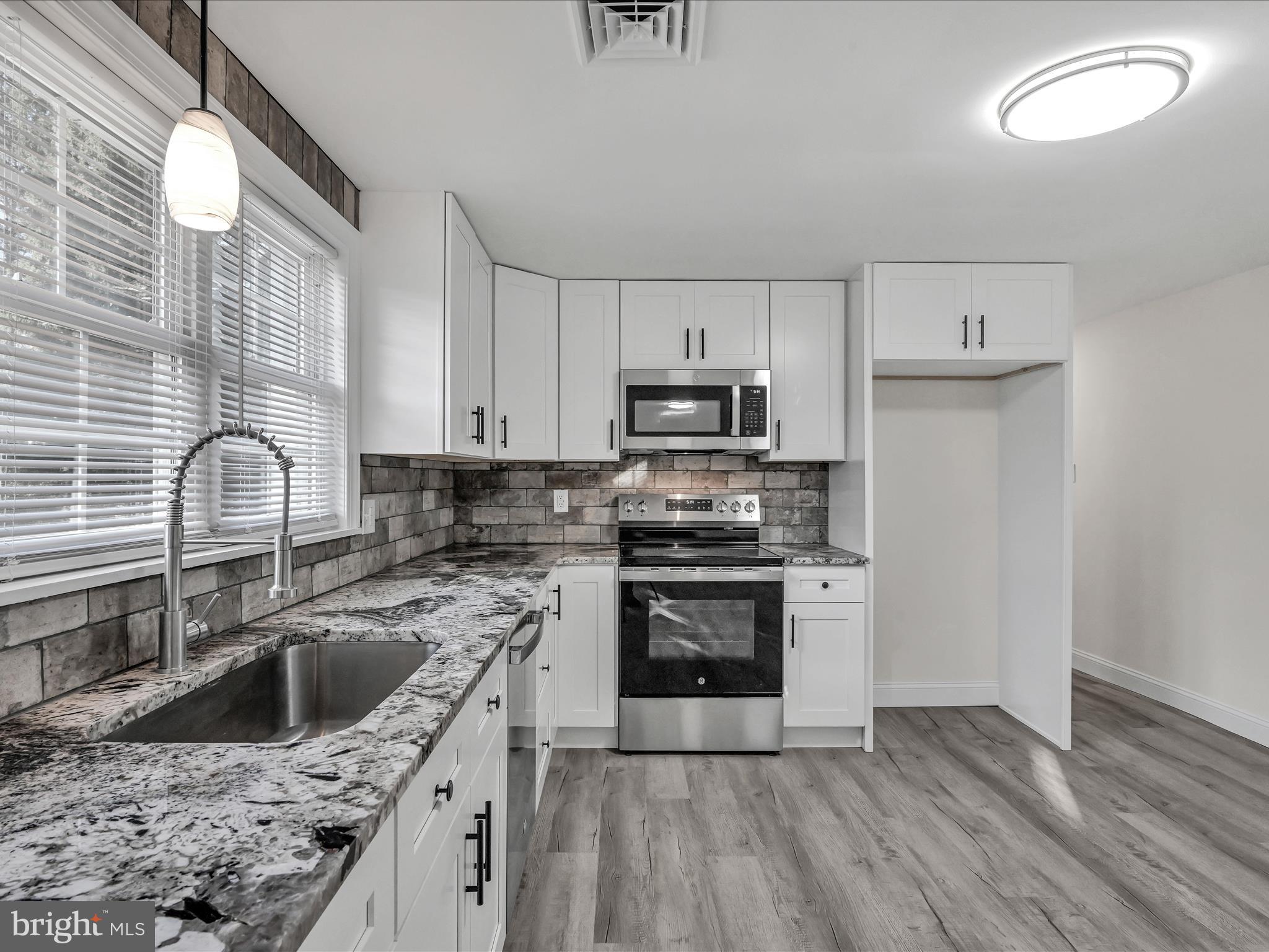 30 Pine Hill Road Andreas, PA 18211 - Photo 8 of 36 Kitchen