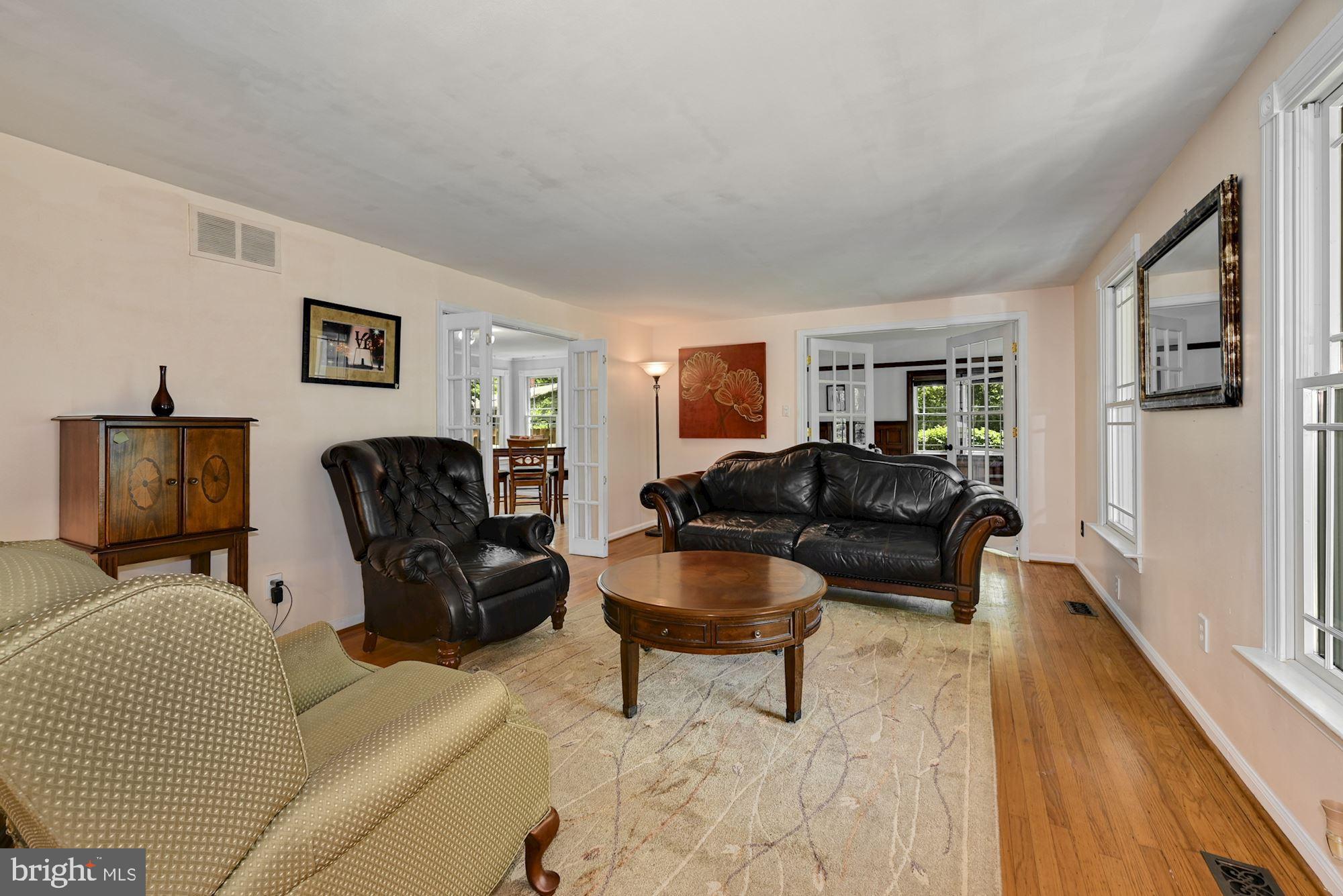 234 Demarest Road Moorestown, NJ 08057 - Photo 4 of 35 Gallery Image 4