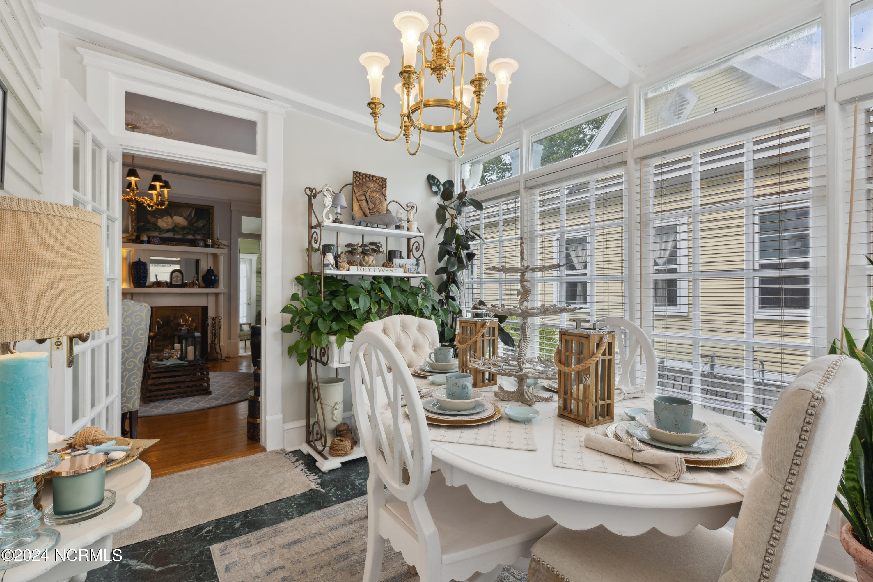1809 Perry Avenue Wilmington, NC 28403 - Photo 23 of 44 sunroom back