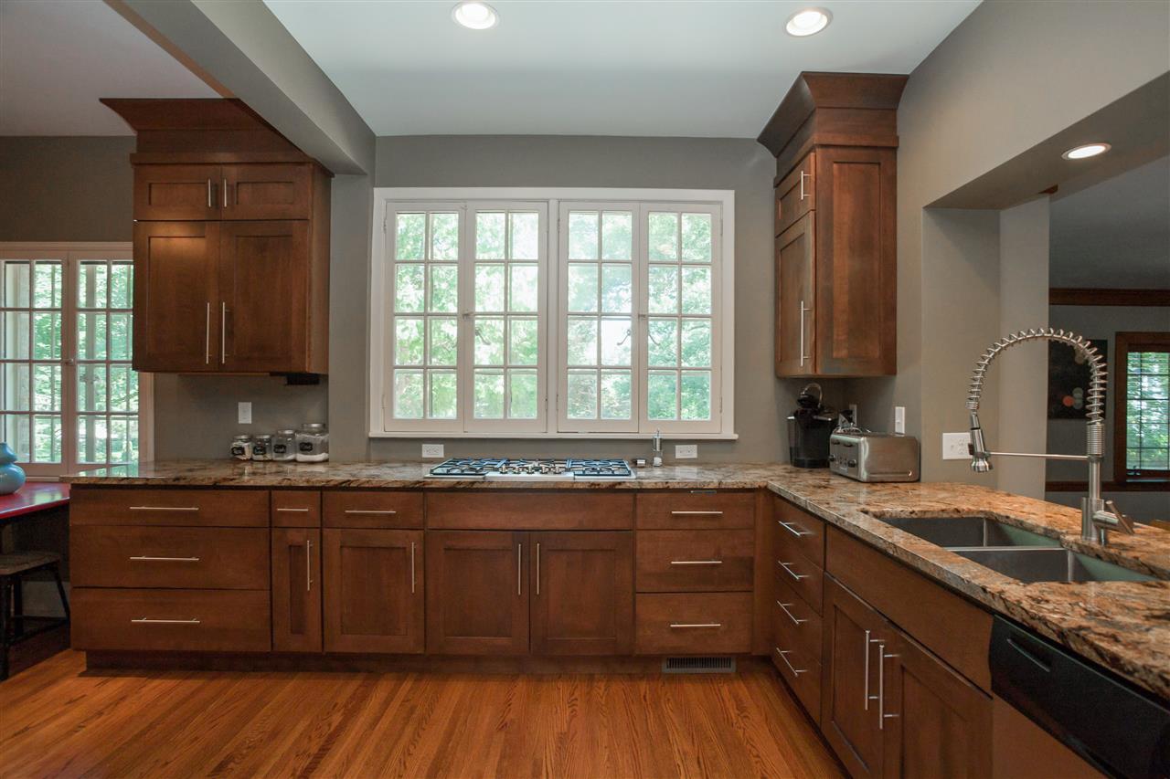 1920 Ridgeway Drive Southeast Cedar Rapids, IA 52403 - Photo 5 of 25 Gallery Image 5