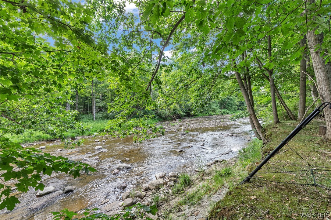 1790 Davis Road West Falls, NY 14170 - Photo 15 of 50 Gallery Image 15