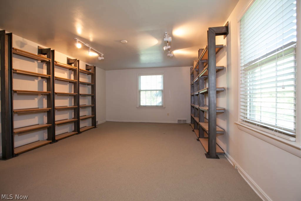 2692 Green Road Shaker Heights, OH 44122 - Photo 17 of 35 Gallery Image 17