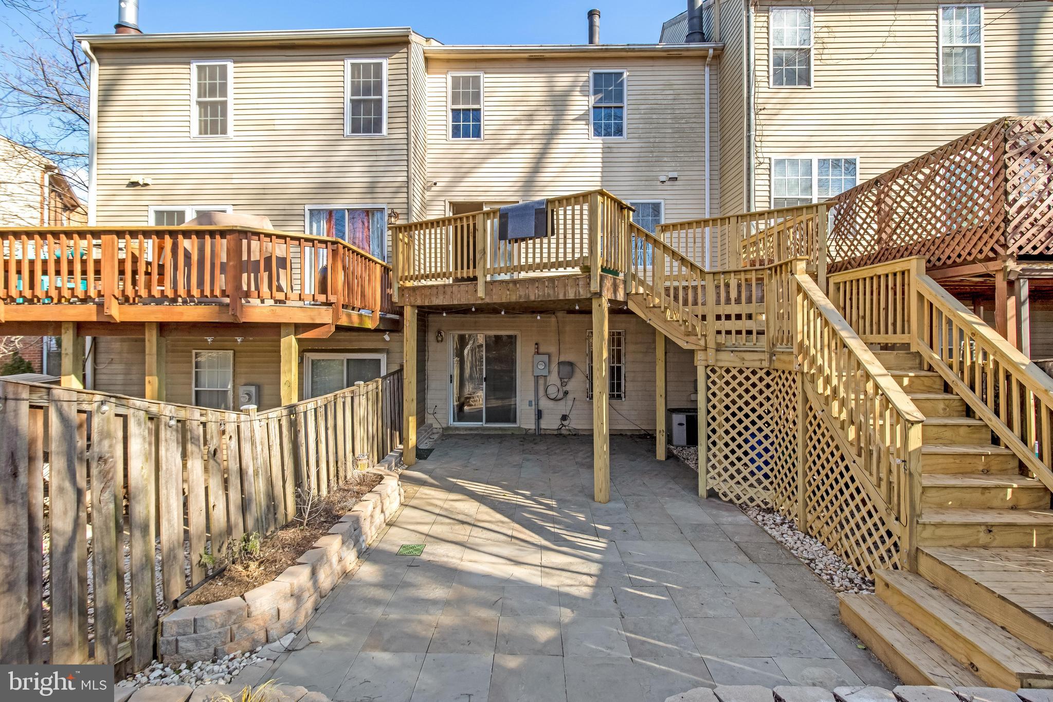 10340 Castlehedge Terrace Silver Spring, MD 20902 - Photo 26 of 62 Gallery Image 26