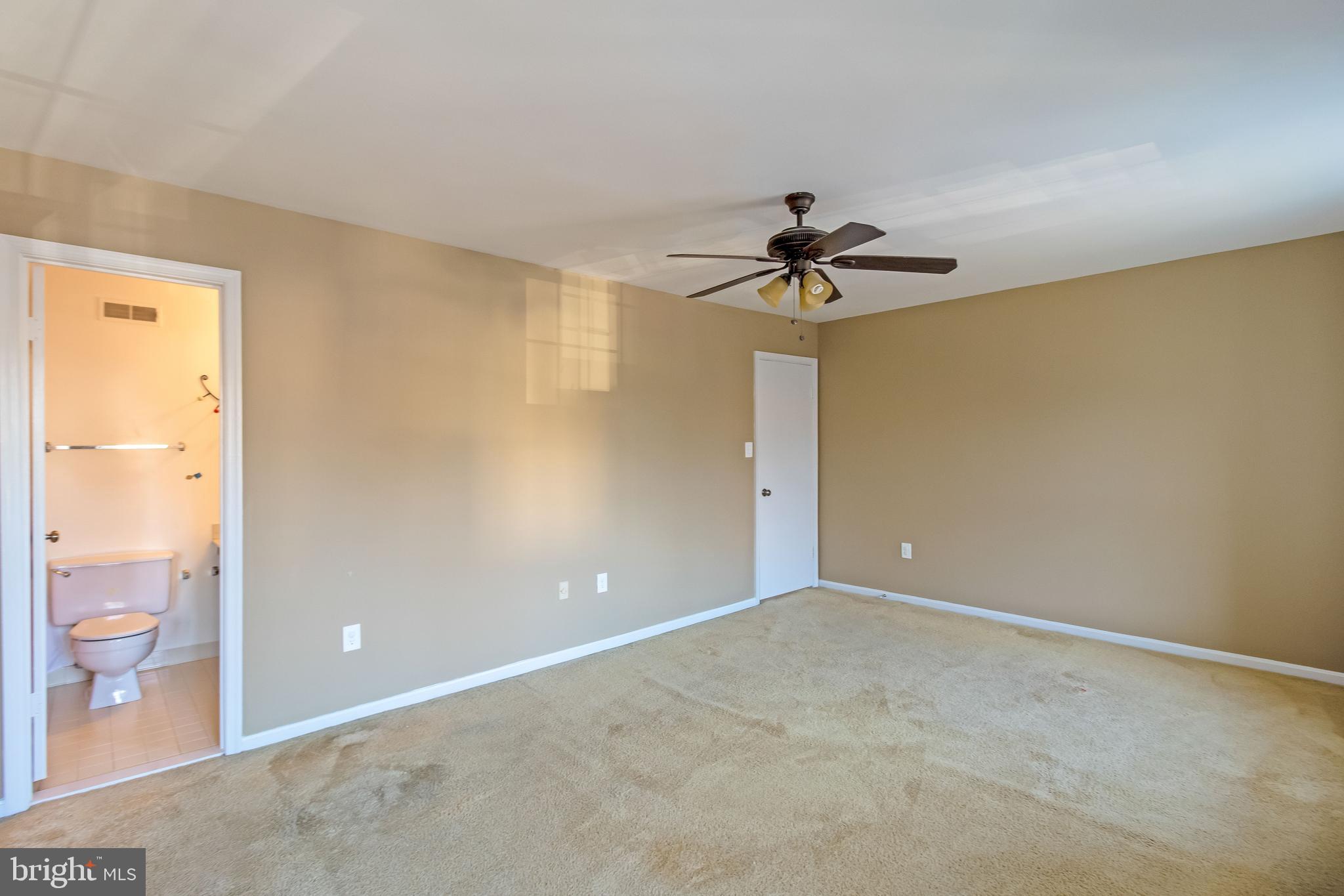10340 Castlehedge Terrace Silver Spring, MD 20902 - Photo 29 of 62 Gallery Image 29