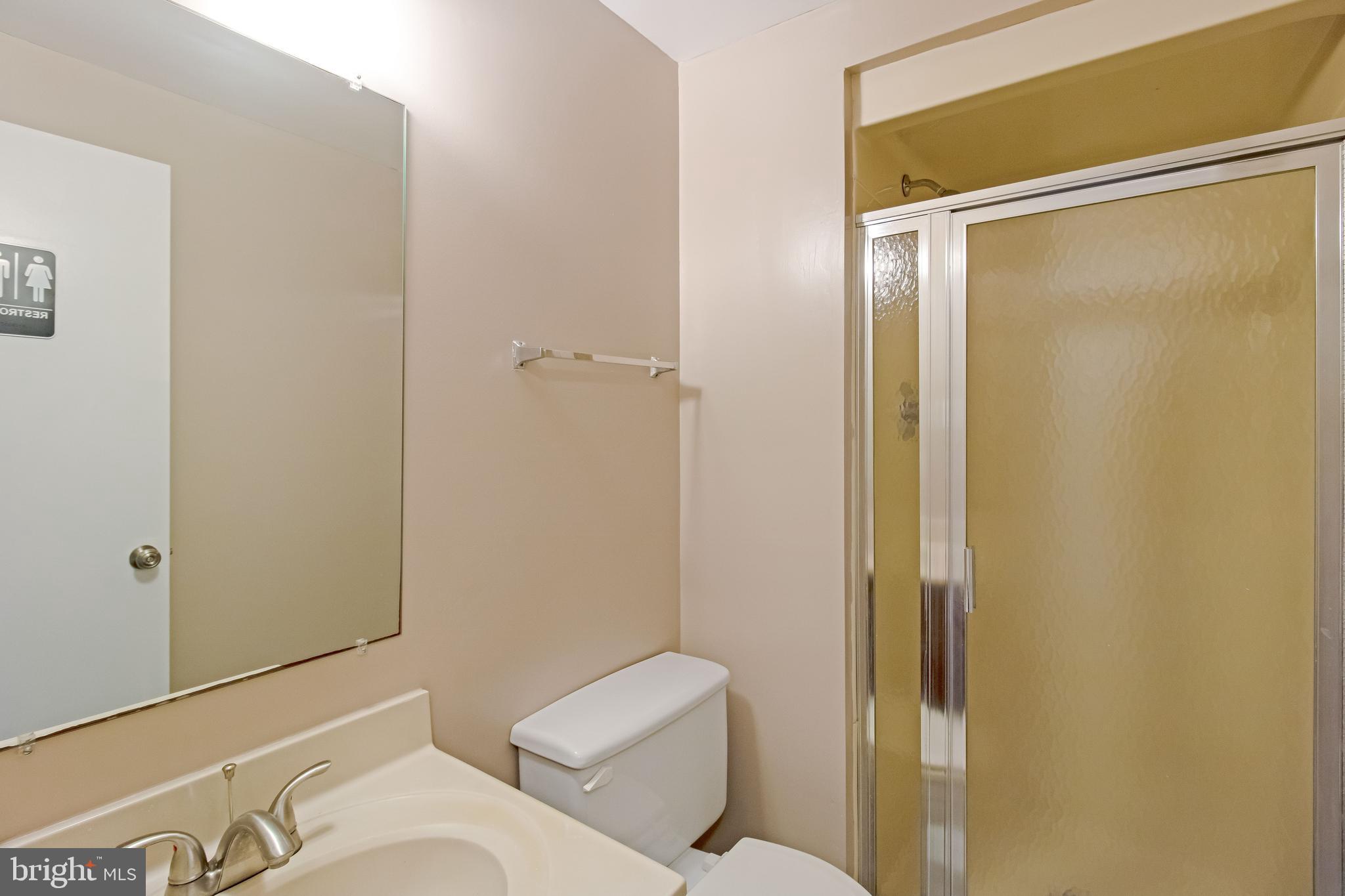 10340 Castlehedge Terrace Silver Spring, MD 20902 - Photo 49 of 62 Gallery Image 49
