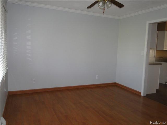 4093 Peters Road Columbiaville, MI 48421 - Photo 7 of 32 Dining Room.jpg