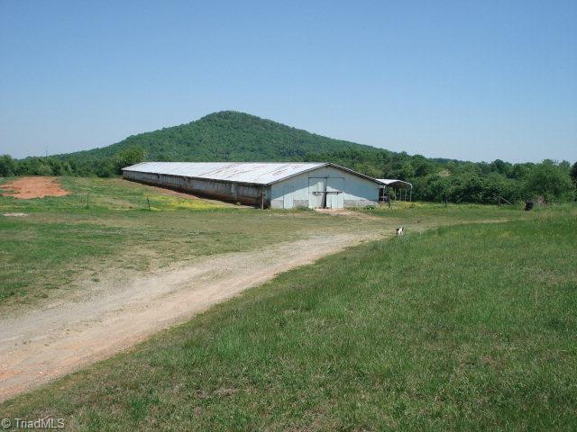 1332 Roaring Gap Church Road Elkin, NC 28621 - Photo 5 of 18 Gallery Image 5