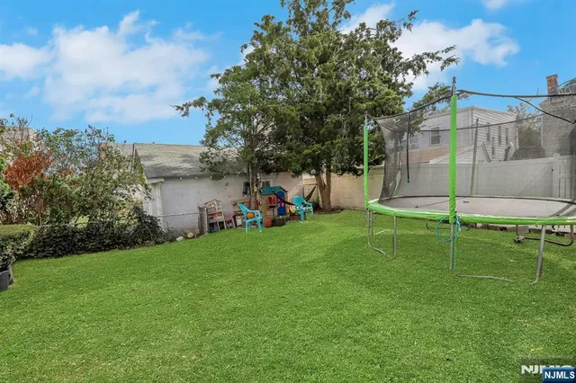 $750,000 | 330 Hickory Street, Kearny, NJ 07032