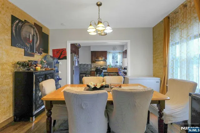 $750,000 | 330 Hickory Street, Kearny, NJ 07032