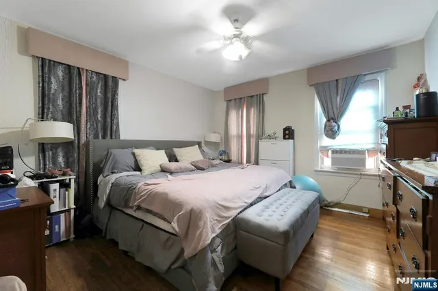 $750,000 | 330 Hickory Street, Kearny, NJ 07032