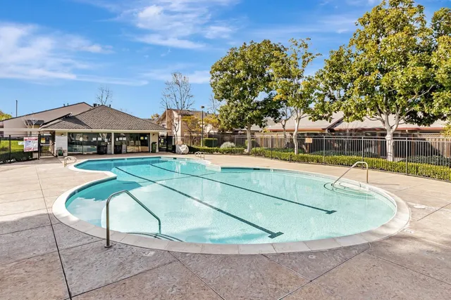 $999,888 | 1350 Merrivale West Square, San Jose, CA 95117