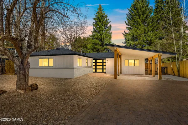 $895,000 | 2232 North Talkington Drive, Flagstaff, AZ 86001