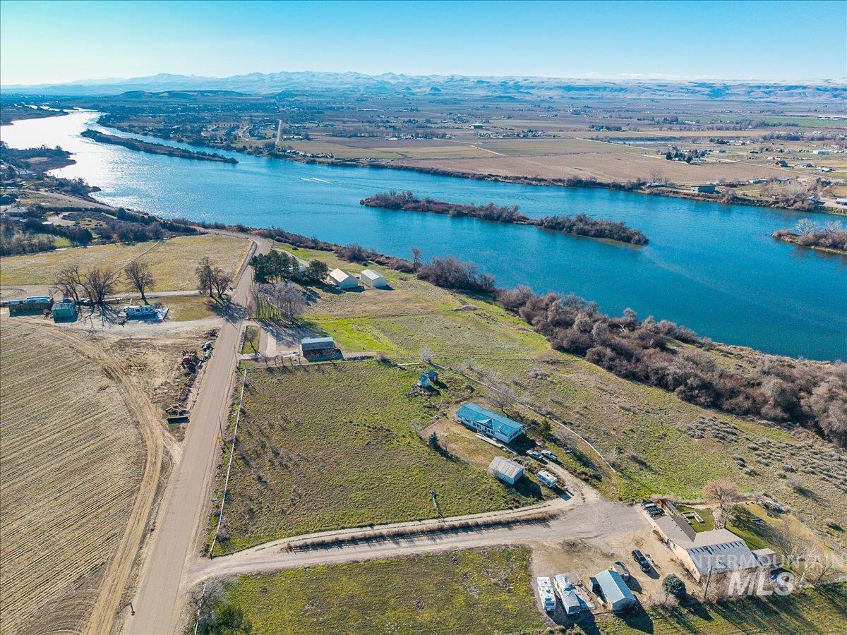 14291 Plum Road Caldwell, ID 83607 - Photo 2 of 41