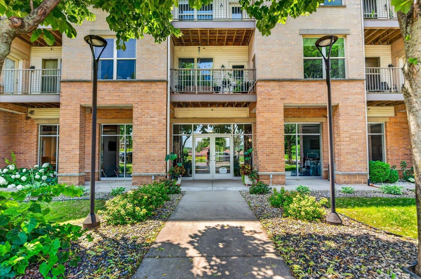 8201 Mayo, Unit 406 Madison, WI 53719 - Photo 36 of 39