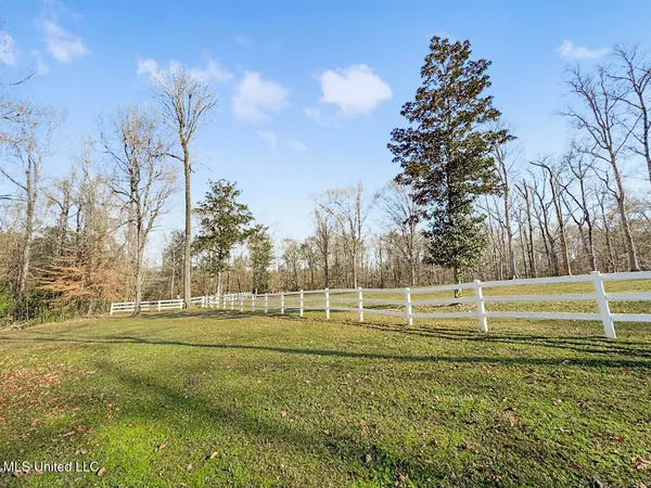 $760,000 | 13645 Highway 10, St. Francisville, LA 70775