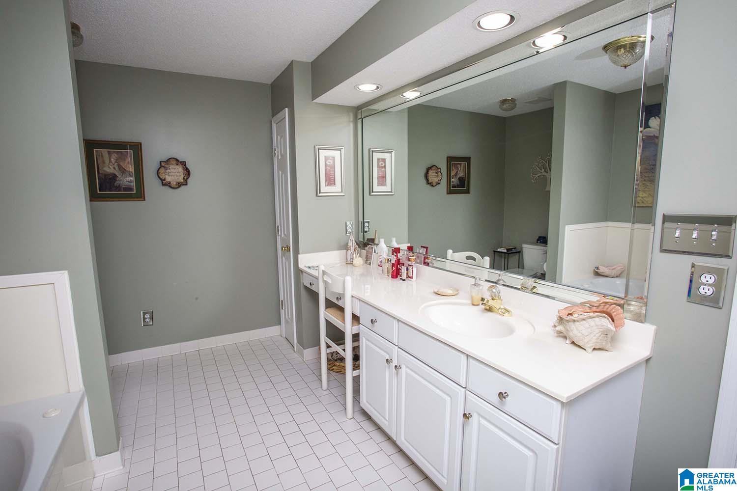 3715 Stone Ridge Terrace Birmingham, AL 35216 - Photo 15 of 33