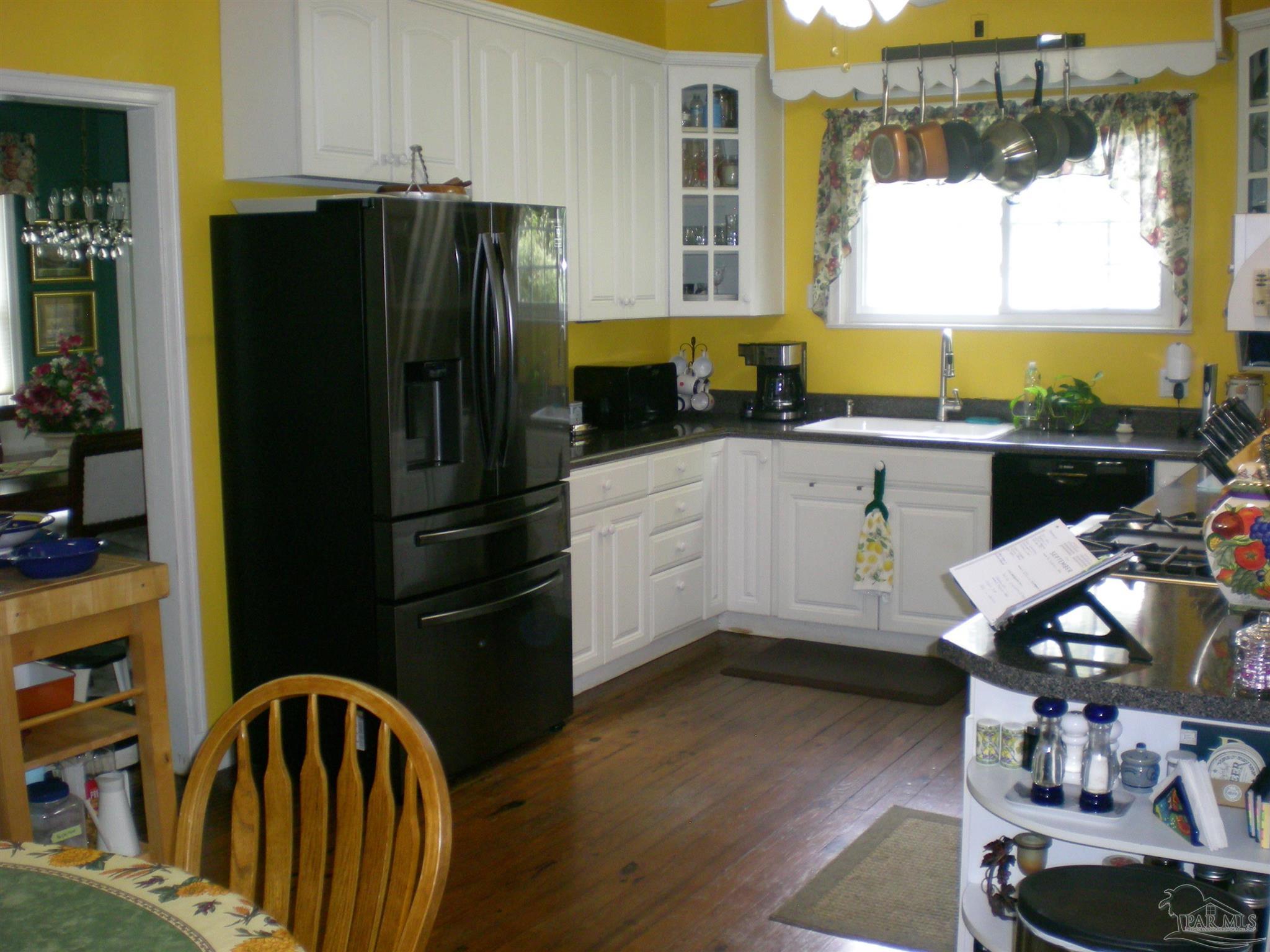 1750 North Reus Street Pensacola, FL 32501 - Photo 14 of 48