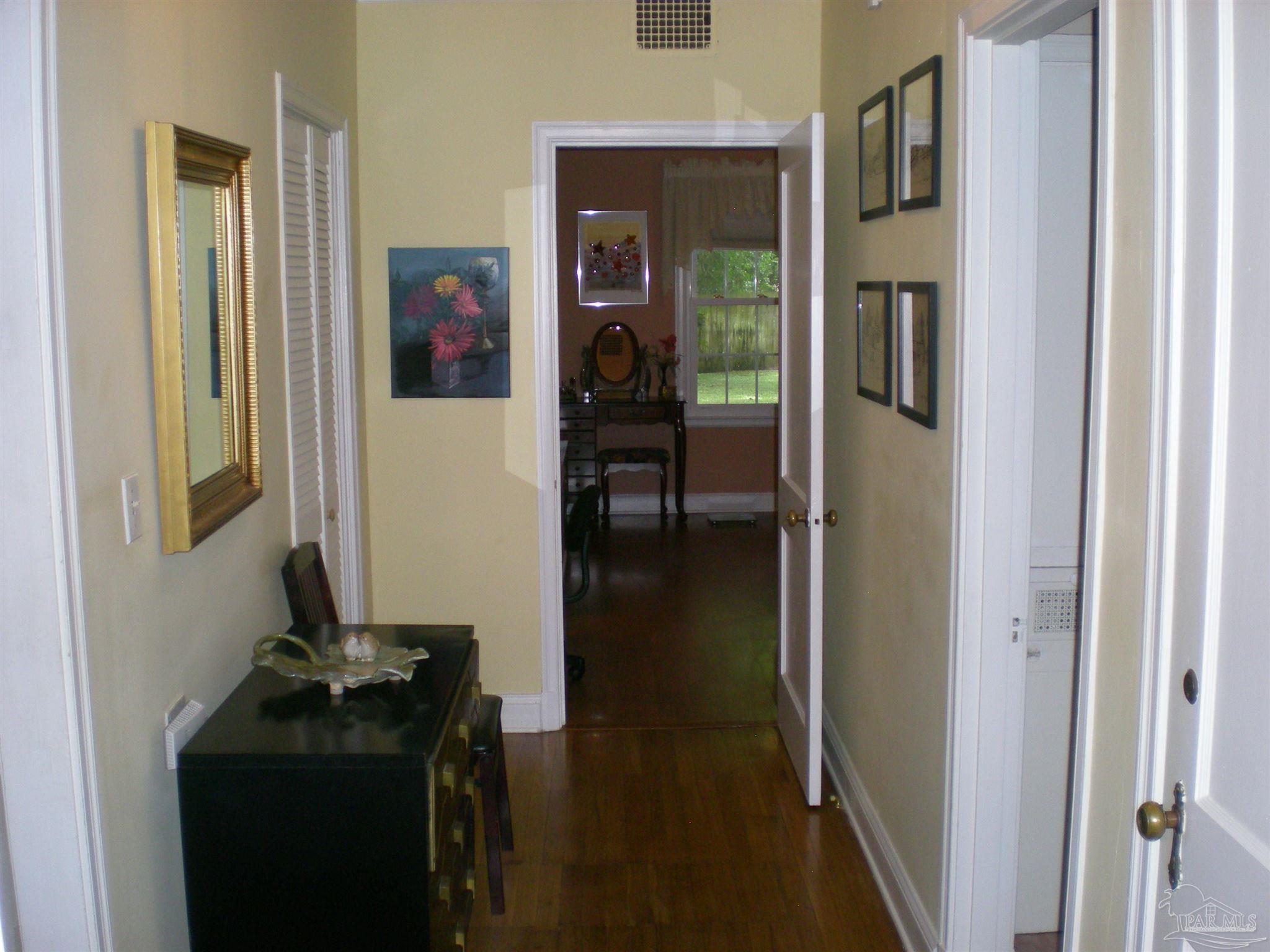 1750 North Reus Street Pensacola, FL 32501 - Photo 25 of 48