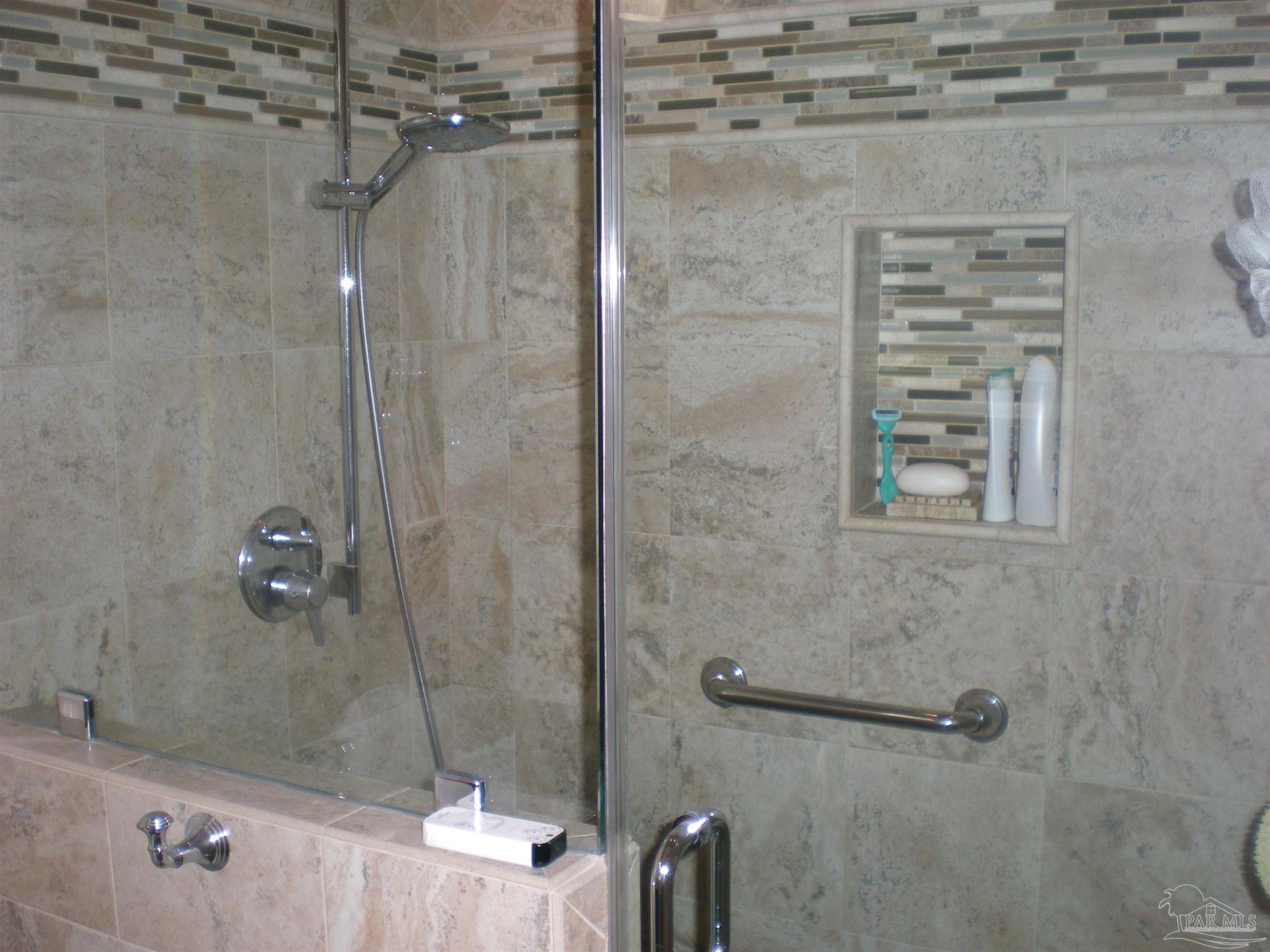 1750 North Reus Street Pensacola, FL 32501 - Photo 31 of 48