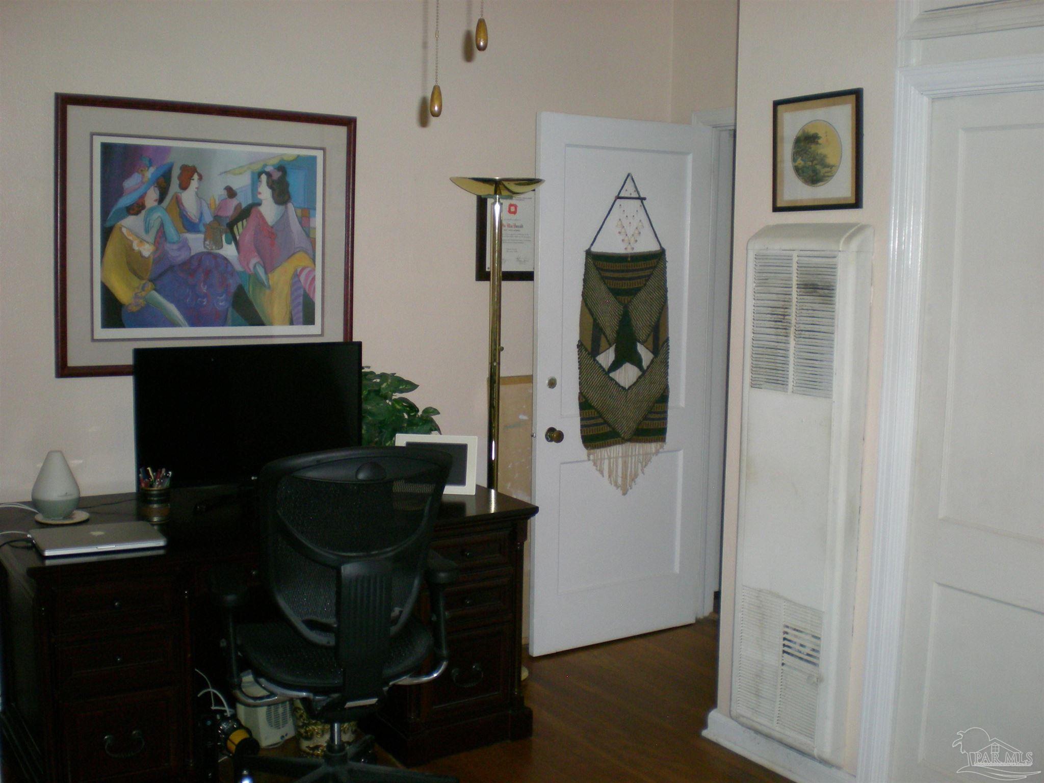 1750 North Reus Street Pensacola, FL 32501 - Photo 34 of 48